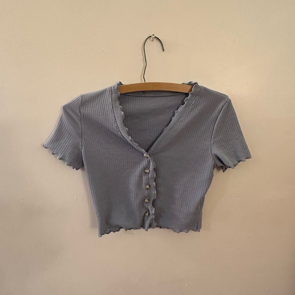 Lettuce detail shirt